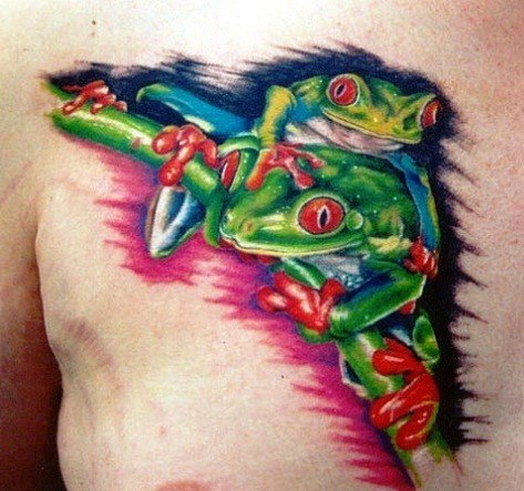 tatuaje rana en arbol para hombre 17