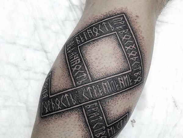 tatuaje simbolo para hombre 38