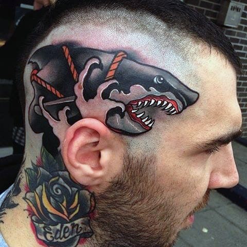 tatuaje tiburon nuevo estilo para hombre 04