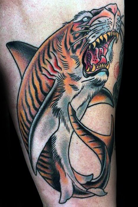 tatuaje tiburon nuevo estilo para hombre 16