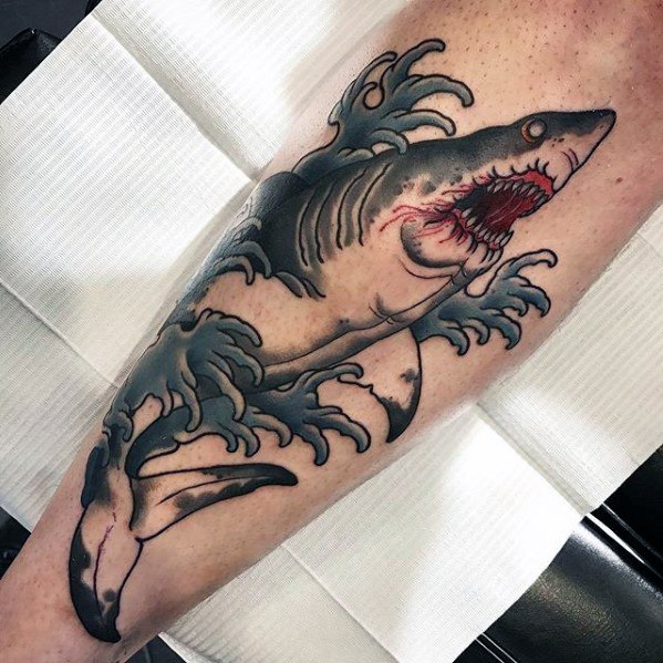 tatuaje tiburon nuevo estilo para hombre 20