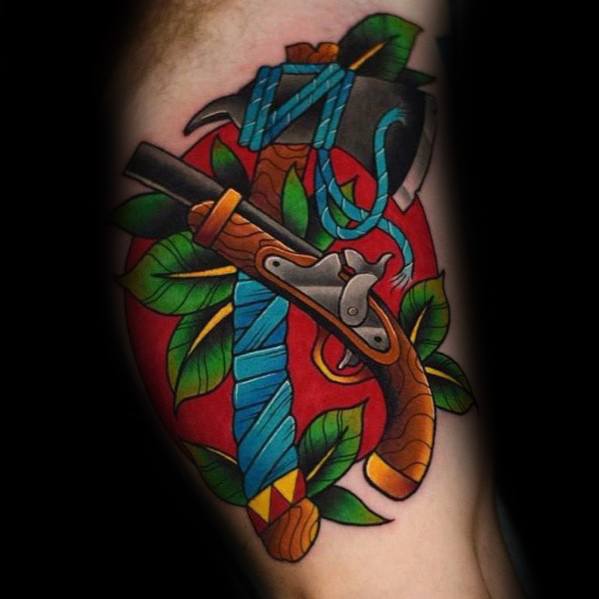 tatuaje hacha pequena 29