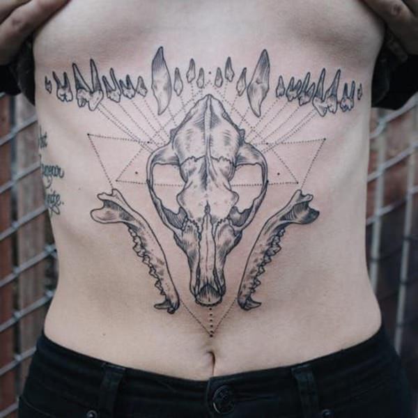 tatuaje abdomen barriga 1858