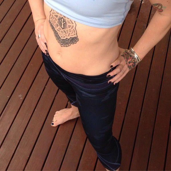 tatuaje abdomen barriga 363